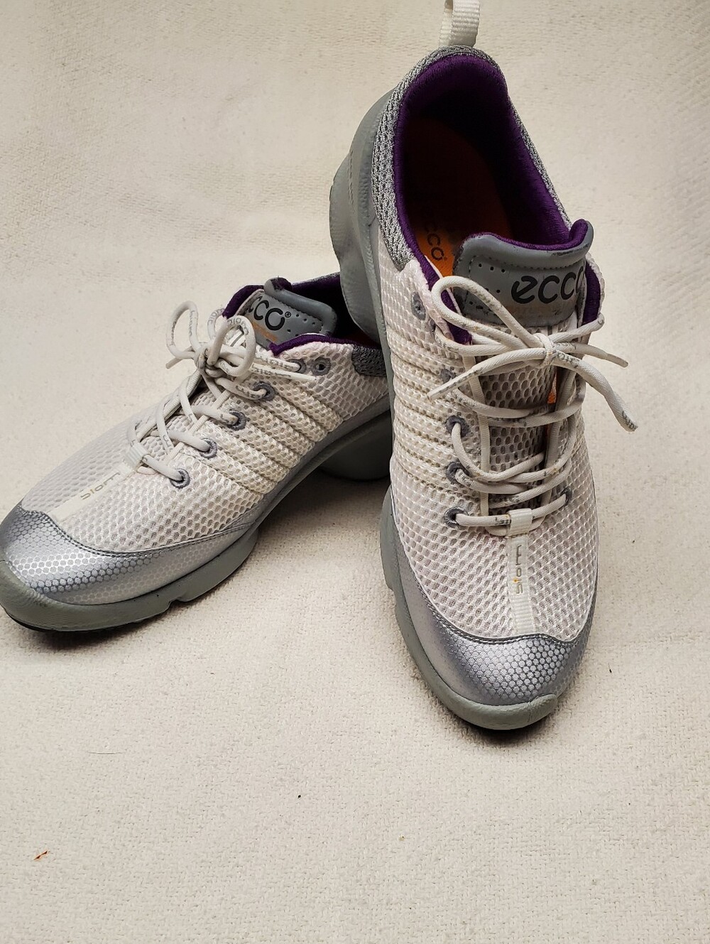 ECCO Biom Train Natural Motion Womens Sneakers White Silver Purple Sz 9-9.5